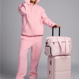 COMFRT Bundle Airplane Mode Travel Zip Hoodie and Sweatpants PETAL PINK XS